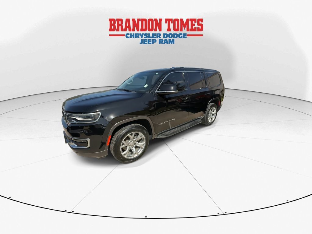Used 2022 Jeep Wagoneer Series II AWD/4WD image 4