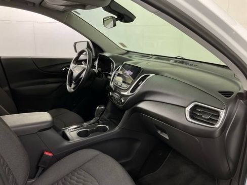 Used 2020 Chevrolet Equinox LT AWD/4WD image 30