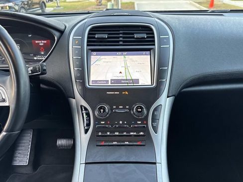 Used 2020 Lincoln Nautilus FWD w/ Equipment Group 101A image 25