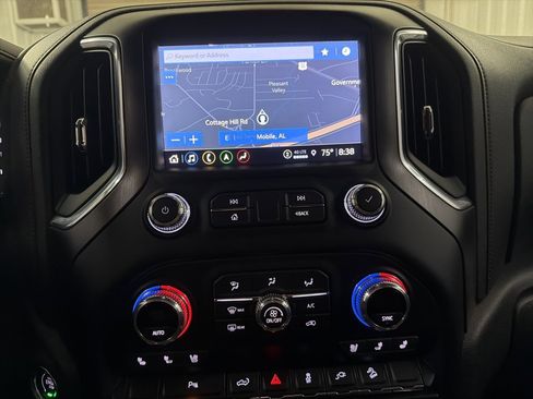 Used 2022 GMC Sierra 1500 AT4 w/ AT4 Premium Package image 16