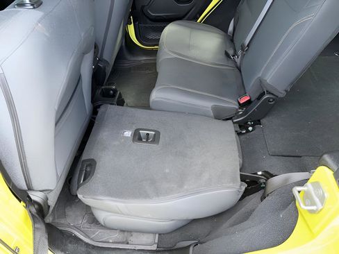 Used 2024 Jeep Wrangler Sport S image 31