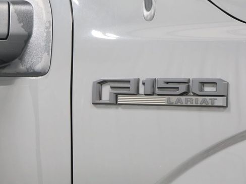 Used 2020 Ford F150 Lariat w/ Equipment Group 502A Luxury AWD/4WD image 32