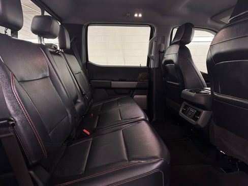 Used 2024 Ford F250 Lariat w/ Chrome Package image 28