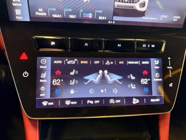 Used 2023 Maserati Grecale Modena AWD/4WD image 17