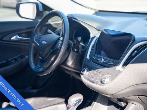 Used 2022 Chevrolet Malibu RS image 11