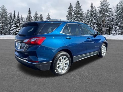 Used 2019 Chevrolet Equinox LT w/ Sun & Navigation Package image 6