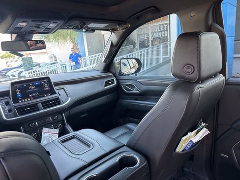 Used 2021 Chevrolet Tahoe LT w/ LT Signature Package AWD/4WD image 17