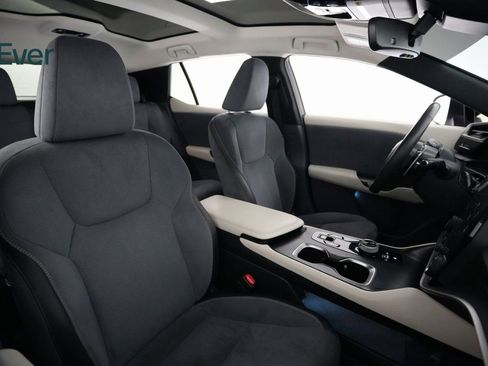 Used 2023 Lexus RZ 450e Premium w/ Accessory Package (P5) image 10