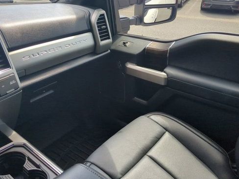 Used 2022 Ford F250 Lariat w/ Tremor Off-Road Package AWD/4WD image 15