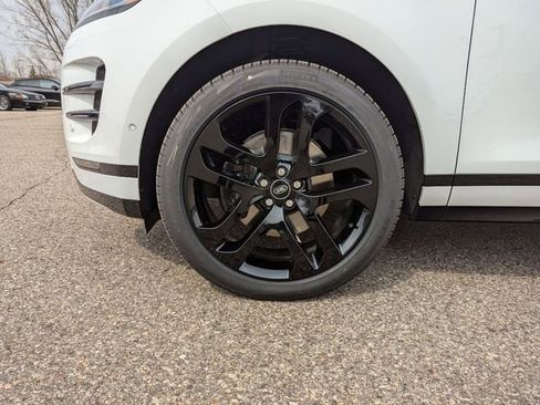 Used 2026 Land Rover Range Rover Evoque Dynamic SE image 21