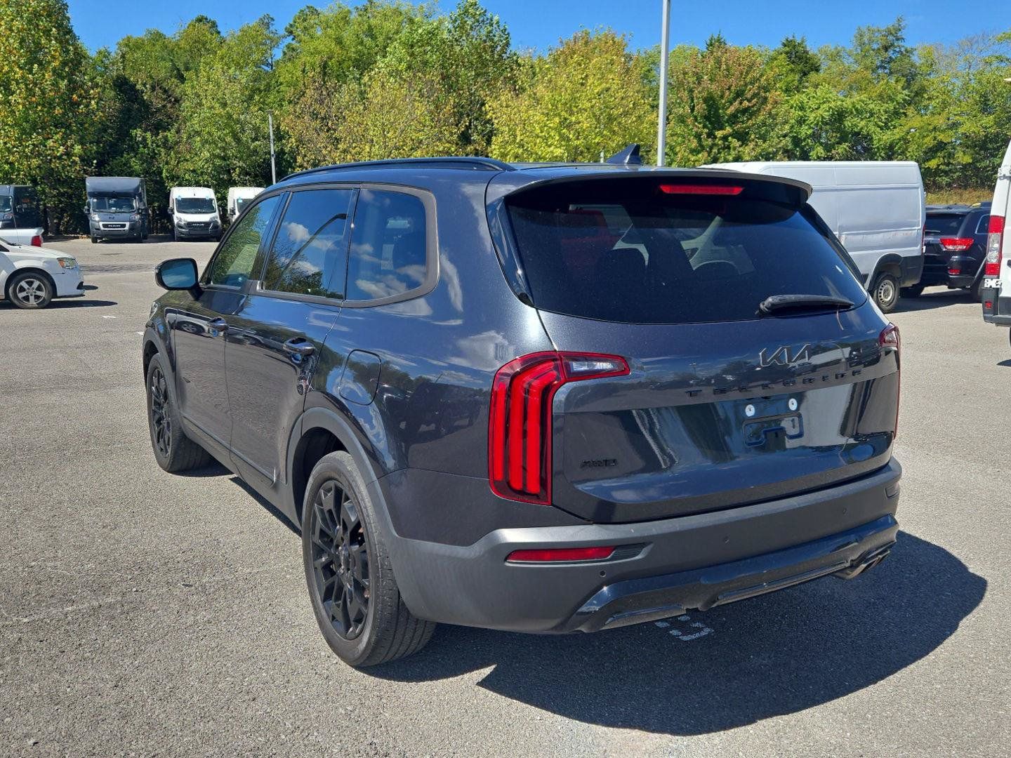 Used 2022 Kia Telluride SX w/ SX Prestige Package AWD/4WD image 5