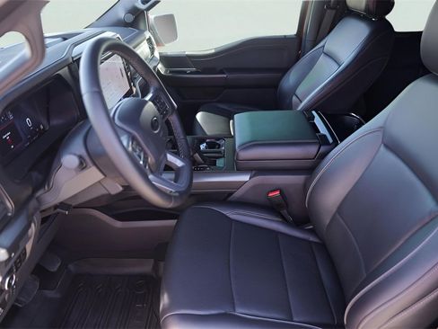 Used 2025 Ford F150 Lariat w/ Equipment Group 502A High image 12