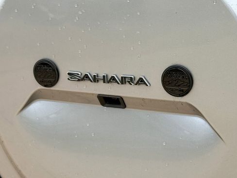 Used 2021 Jeep Wrangler Unlimited Sahara image 11