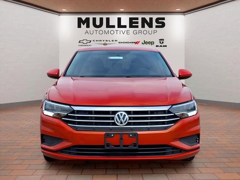 Used 2019 Volkswagen Jetta S image 2