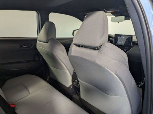 Used 2024 Toyota Corolla Cross AWD Hybrid image 27