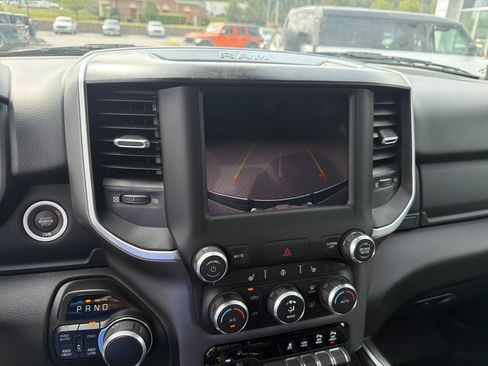 Used 2022 RAM 1500 Big Horn AWD/4WD image 36