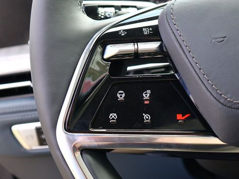 New 2025 Cadillac Escalade IQ Sport 2 image 40