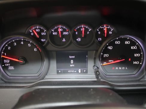 Used 2024 Chevrolet Silverado 1500 Custom image 34