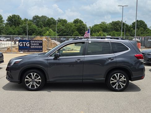 Used 2023 Subaru Forester Limited AWD/4WD image 6