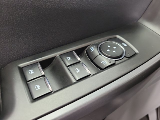 Used 2025 Ford F350 XLT w/ FX4 Off-Road Package AWD/4WD image 17