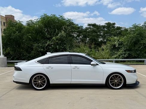 Used 2023 Honda Accord EX image 6