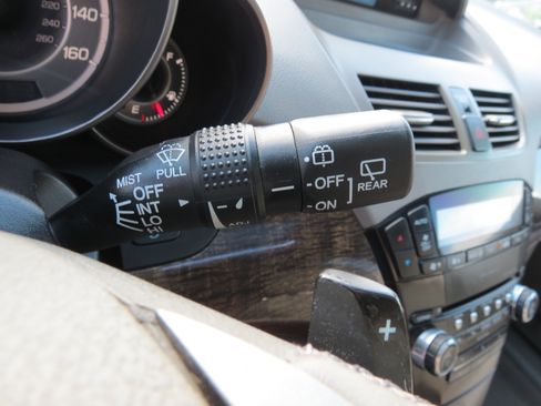 Used 2011 Acura MDX AWD/4WD image 16