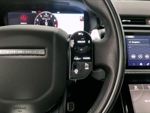 Used 2020 Land Rover Range Rover Velar R-Dynamic S image 23