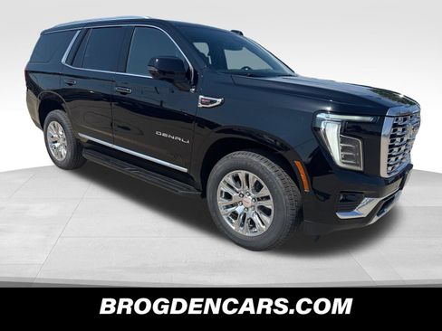 New 2026 GMC Yukon Denali w/ LPO, Floor Liner Package AWD/4WD image 1