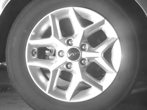 Used 2025 Kia Soul LX w/ LX Technology Package FWD image 15