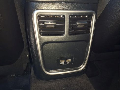 Used 2016 Dodge Charger R/T RWD image 13