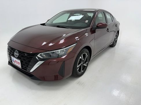 Used 2024 Nissan Sentra SV image 4