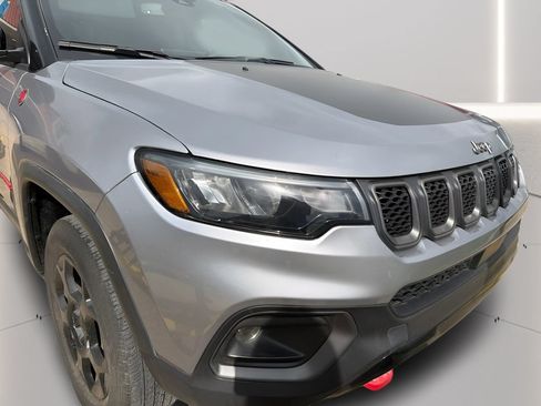 Used 2024 Jeep Compass Trailhawk AWD/4WD image 25