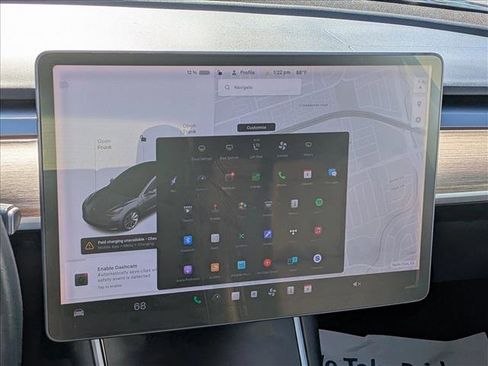 Used 2020 Tesla Model 3 Standard Range Plus image 17