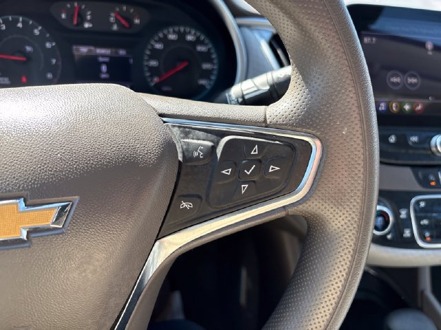 Used 2024 Chevrolet Malibu LT FWD image 12