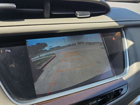 Used 2017 Cadillac XT5 Luxury w/ Driver Awareness Package image 37