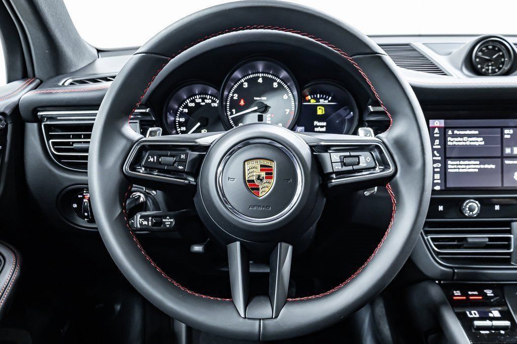 Certified 2025 Porsche Macan S AWD/4WD image 14