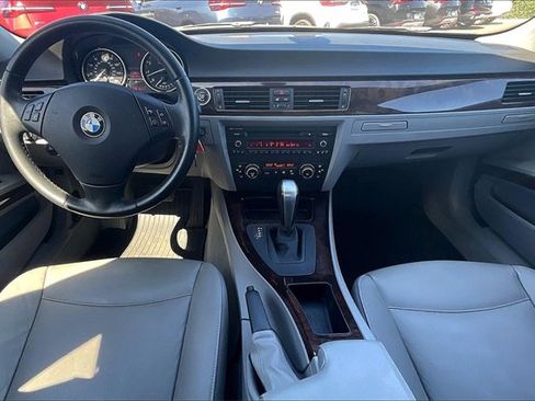 Used 2011 BMW 328i Wagon image 15