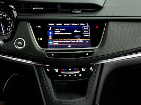 Used 2025 Cadillac XT5 Premium Luxury w/ LPO, Floor Liner Package FWD image 20