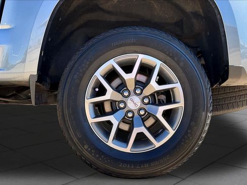 Used 2019 GMC Canyon All Terrain w/ Trailering Package AWD/4WD image 11