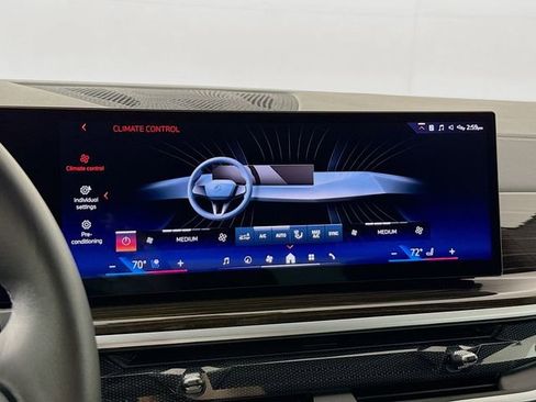 Used 2024 BMW X5 xDrive50e w/ Premium Package image 16