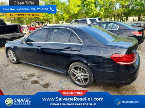 Used 2014 Mercedes-Benz E 350 4MATIC Sedan image 3
