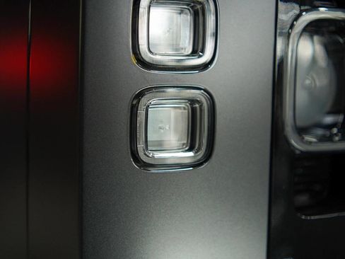 Used 2024 Land Rover Defender 110 Carpathian Edition AWD/4WD image 74