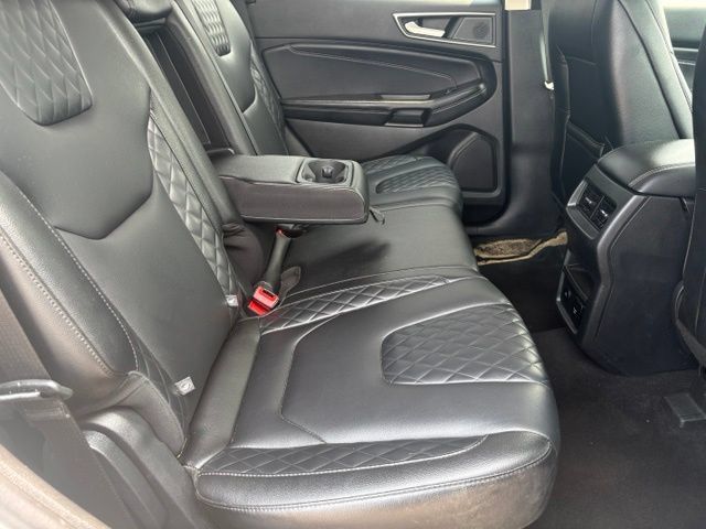 Certified 2024 Ford Edge Titanium AWD/4WD image 18