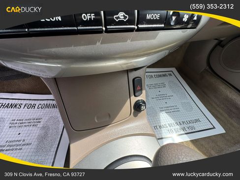 Used 2003 Nissan Altima 3.5 SE FWD image 14