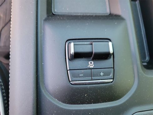 Used 2025 GMC Sierra 3500 Denali Ultimate image 52