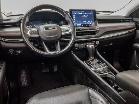 Certified 2022 Jeep Compass Trailhawk w/ Trailhawk Convenience Group AWD/4WD image 7