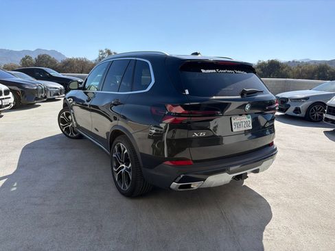 Used 2026 BMW X5 xDrive50e w/ Premium Package AWD/4WD image 2