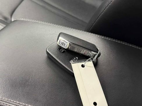 Used 2021 Kia Sorento EX image 33