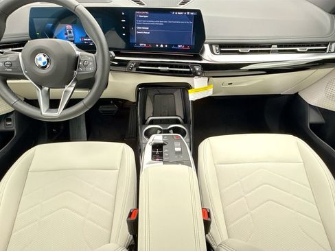 New 2026 BMW X1 xDrive28i w/ Technology Package AWD/4WD image 13