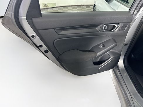 Used 2025 Honda Civic Sport image 26